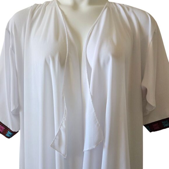 LuLaRoe Shirley Kimono Duster. White. Sheer. Embroidered Sleeve. M Fits XL - 2X - Picture 3 of 8
